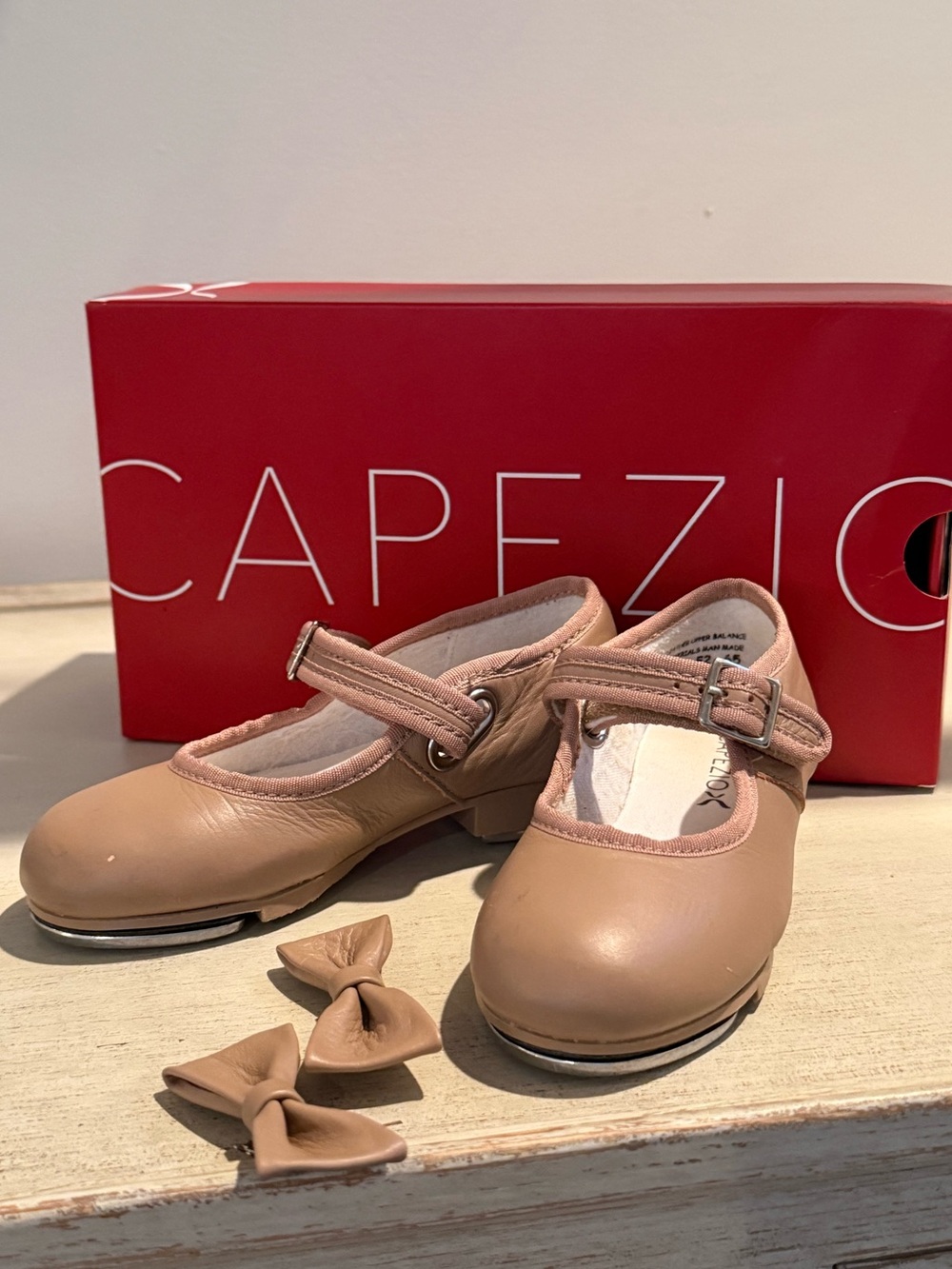 Capezio Little Kid/Big Kid 3800T Mary Jane Tap Shoe. 9 M